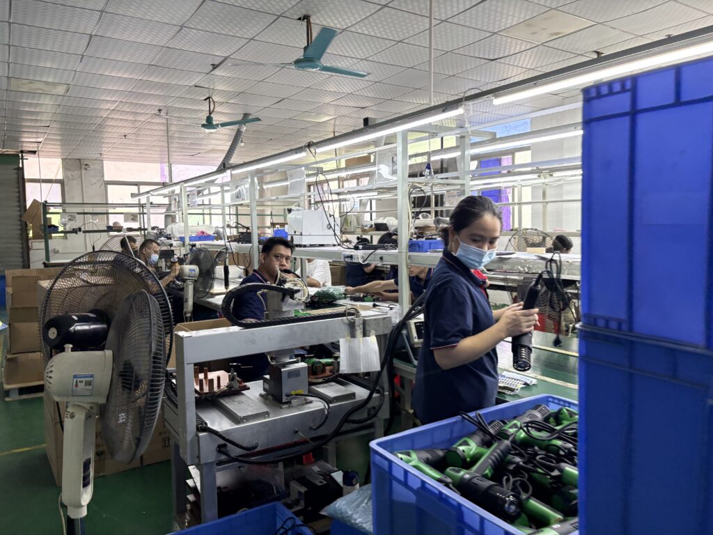 Industrial Heat Gun Assembly Line and Quality Control Workstation
